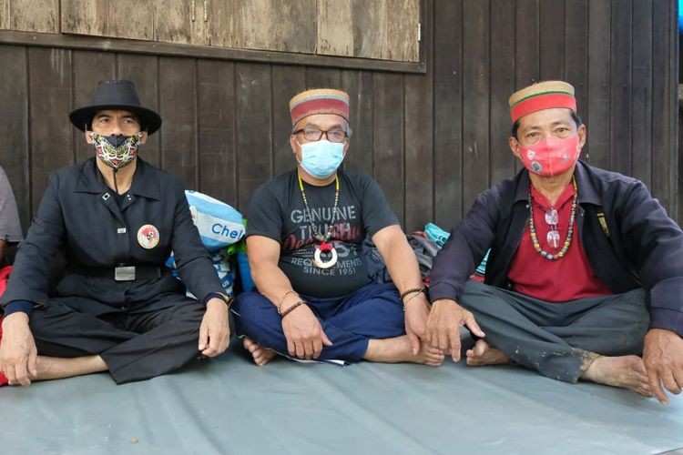 Menolak sawit, 3 tokoh adat Dayak ditangkap polisi