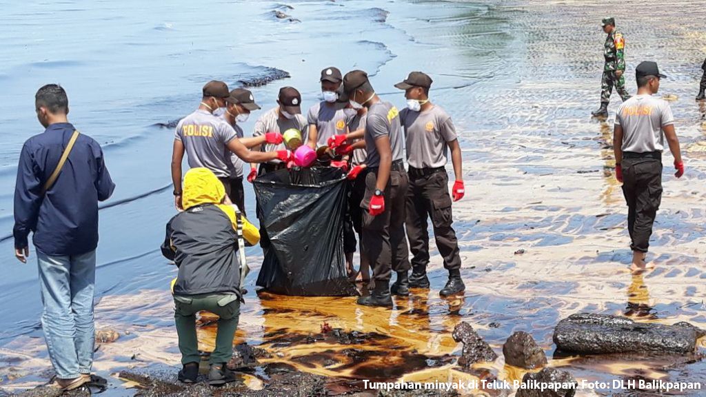 Tiga Dibungkam Covid